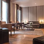 Hotel Les Hauts De Passy - Trocadero Eiffel 3*