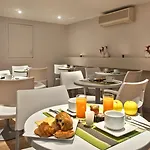 Hotel Les Hauts De Passy - Trocadero Eiffel 3*